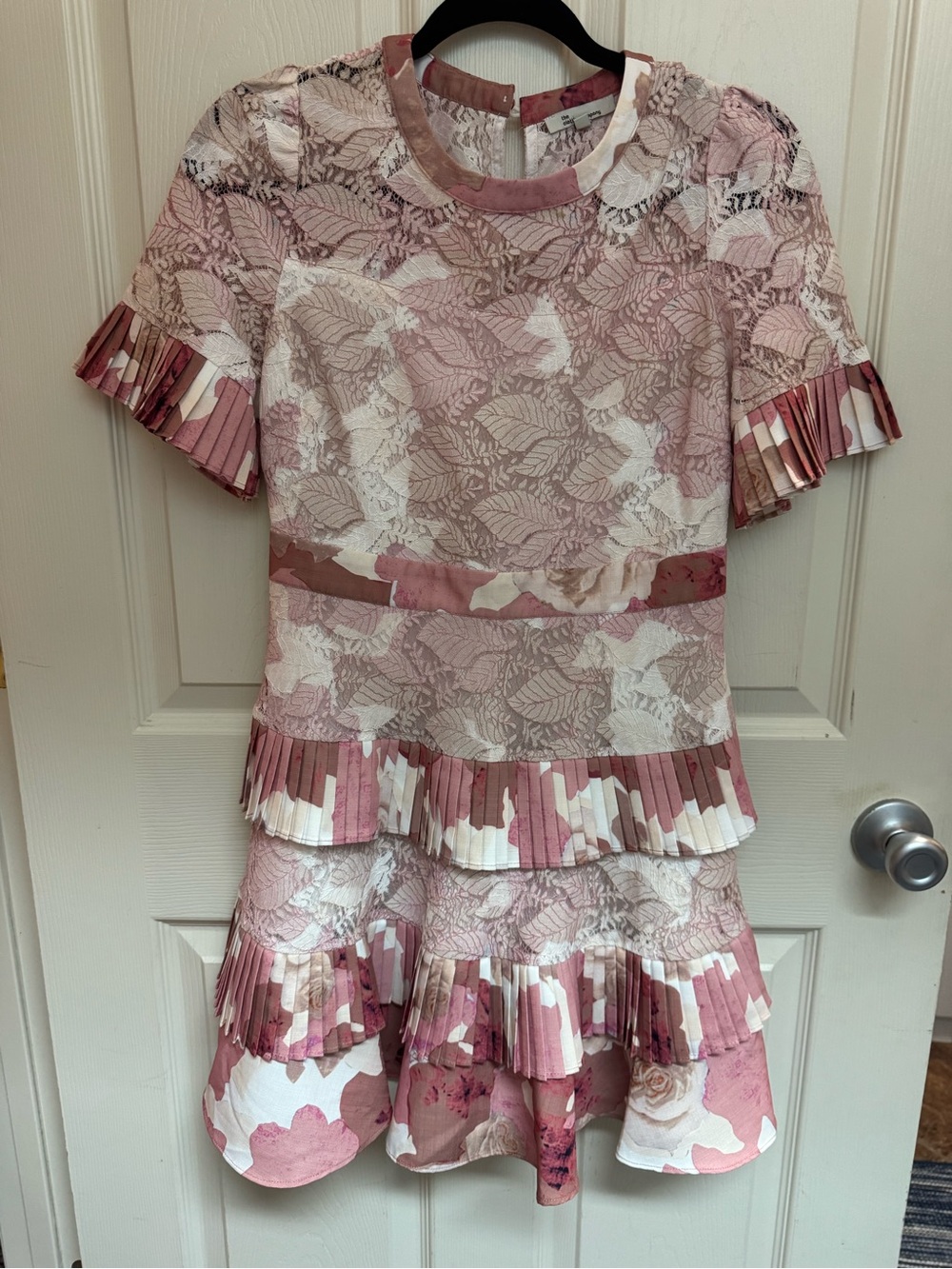 The Clothing Company Dress Size Medium